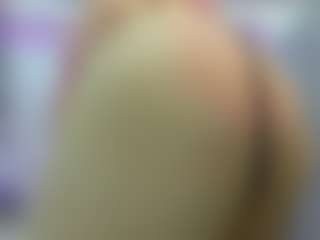 Live cam show with bellavex - Double Penetration on sexylive.show
