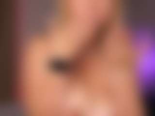 CandyRushhh's Live Sex Cam Show