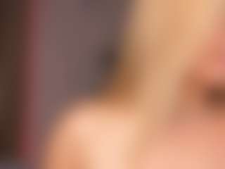 Live cam show with CandyRushhh - HD on Mixed Magazine Live