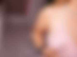 Live cam show with CandyRushhh - New Shaved Pussy on Camsoda