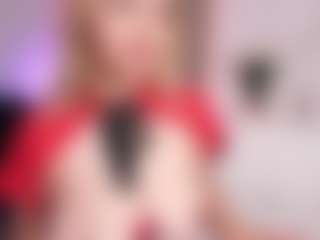 Live cam show with CandyRushhh - Anal Toys on xheatlive.com