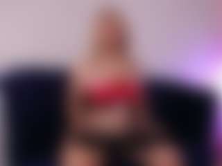CandyRushhh's Live Sex Cam Show