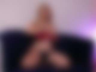 CandyRushhh's Live Sex Cam Show
