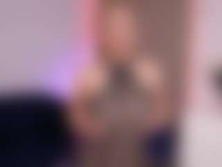 CandyRushhh's Live Sex Cam Show