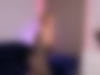 CandyRushhh's Live Sex Cam Show