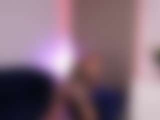 CandyRushhh's Live Sex Cam Show