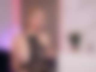 CandyRushhh's Live Sex Cam Show