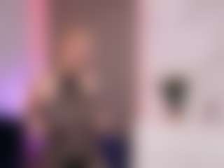 CandyRushhh's Live Sex Cam Show