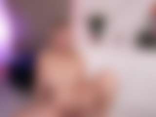 CandyRushhh's Live Sex Cam Show