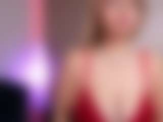 CandyRushhh's Live Sex Cam Show