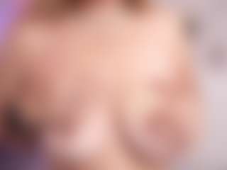 CandyRushhh's Live Sex Cam Show