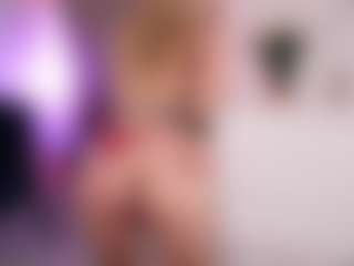 Live cam show with CandyRushhh - Fingering Young Adult on Camsoda