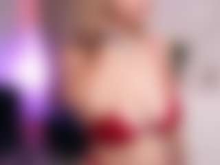 CandyRushhh's Live Sex Cam Show
