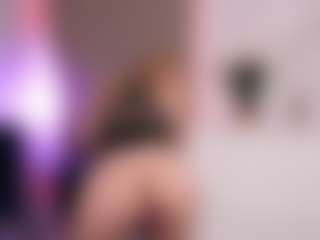 CandyRushhh's Live Sex Cam Show