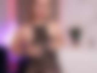 CandyRushhh's Live Sex Cam Show