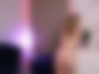CandyRushhh's Live Sex Cam Show