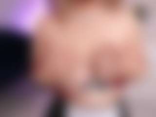 CandyRushhh's Live Sex Cam Show
