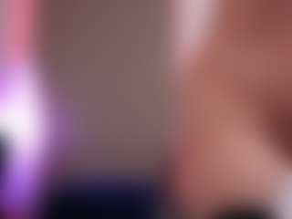 CandyRushhh's Live Sex Cam Show