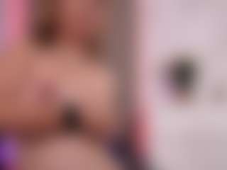 CandyRushhh's Live Sex Cam Show