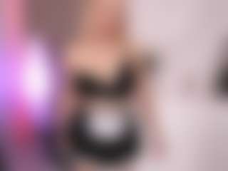 CandyRushhh's Live Sex Cam Show