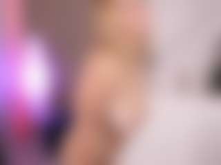 CandyRushhh's Live Sex Cam Show