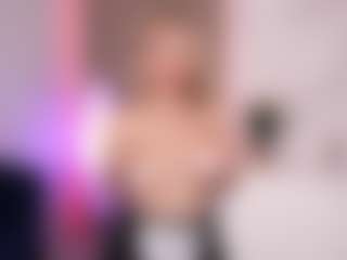 CandyRushhh's Live Sex Cam Show