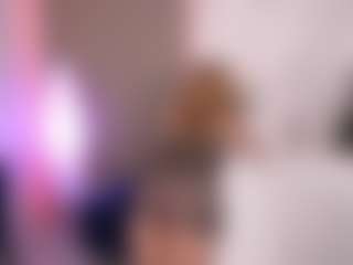 CandyRushhh's Live Sex Cam Show