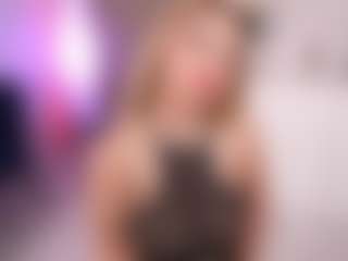 CandyRushhh's Live Sex Cam Show