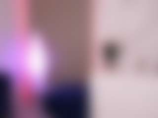 CandyRushhh's Live Sex Cam Show
