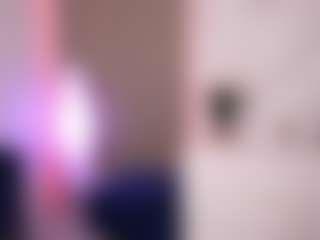 CandyRushhh's Live Sex Cam Show