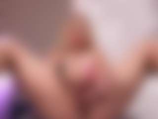 CandyRushhh's Live Sex Cam Show