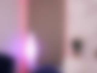 CandyRushhh's Live Sex Cam Show