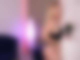 CandyRushhh's Live Sex Cam Show