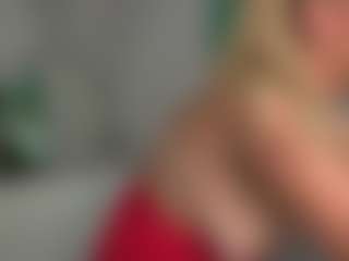 CandyRushhh's Live Sex Cam Show