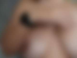 CandyRushhh's Live Sex Cam Show