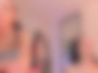 Eastern-latinas's Live Sex Cam Show