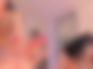 Eastern-latinas's Live Sex Cam Show