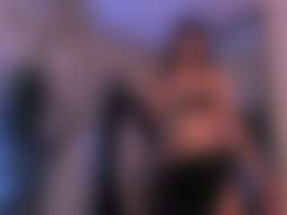 Live cam show with Eastern-latinas - Tease on testsause.com