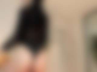 Eastern-latinas's Live Sex Cam Show