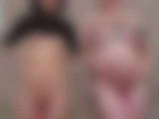 Live cam show with Eastern-latinas - Blowjob on TottyGirls