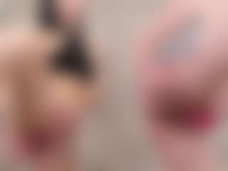 Spettacolo in cam dal vivo con Eastern-latinas - Full Nudity su Camsoda