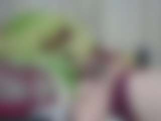 Live cam show with JUANCORTEZ - Lean on Camsoda