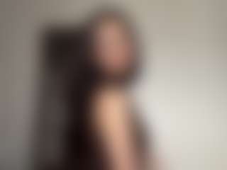 EmiliaGiottonini's Live Sex Cam Show