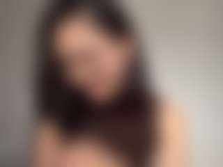 EmiliaGiottonini's Live Sex Cam Show