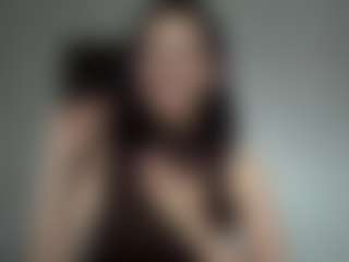EmiliaGiottonini's Live Sex Cam Show