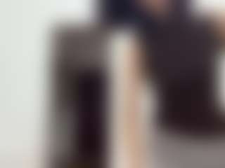 EmiliaGiottonini's Live Sex Cam Show