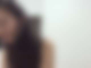 EmiliaGiottonini's Live Sex Cam Show