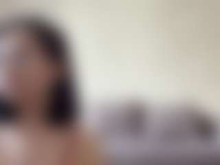 EmiliaGiottonini's Live Sex Cam Show