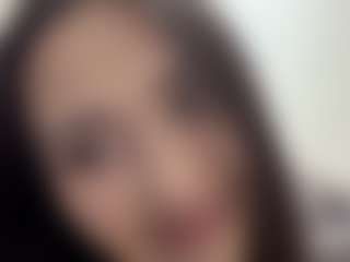 EmiliaGiottonini's Live Sex Cam Show