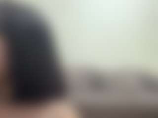 EmiliaGiottonini's Live Sex Cam Show